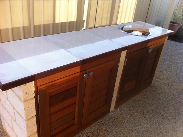 Outdoor kitchen setup